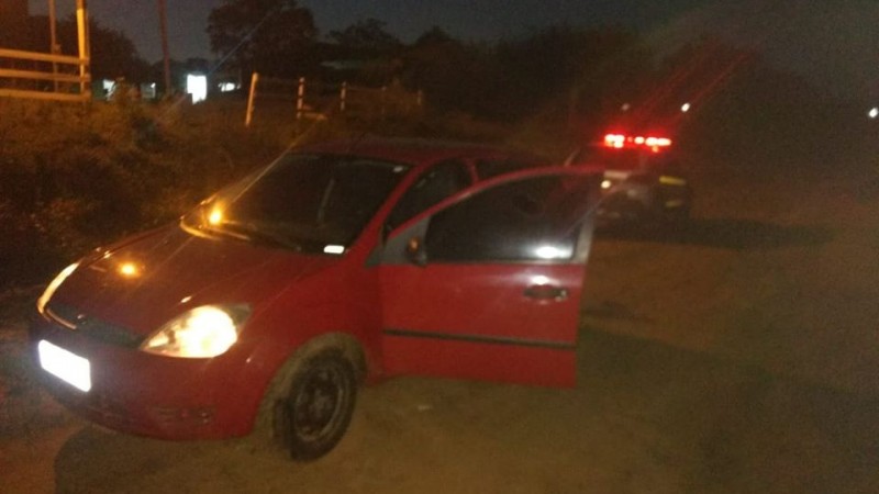 carro recuperado na via