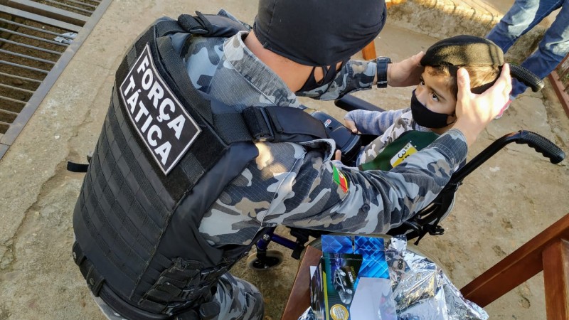 BM de Cachoeira do Sul realiza surpresa para menino que admira a Institui&ccedil;&atilde;o
