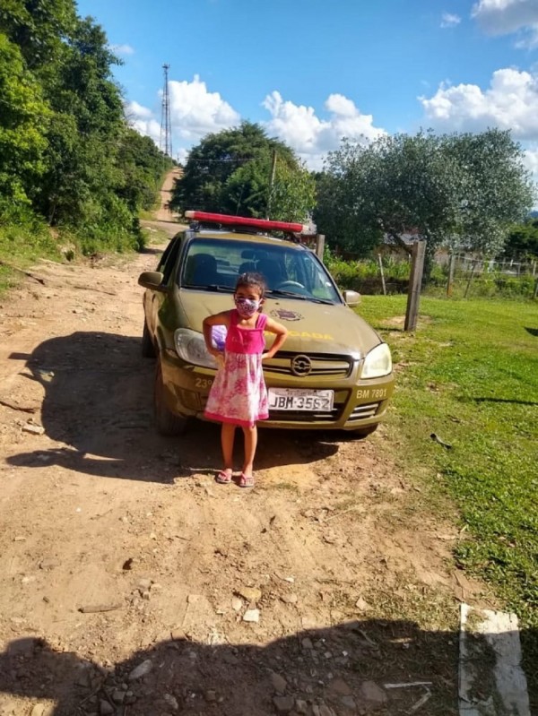 BM de Barros Cassal realiza sonho de menina de 7 anos 
