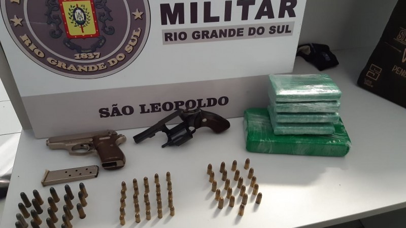 25º BPM prende por porte ilegal e tráfico