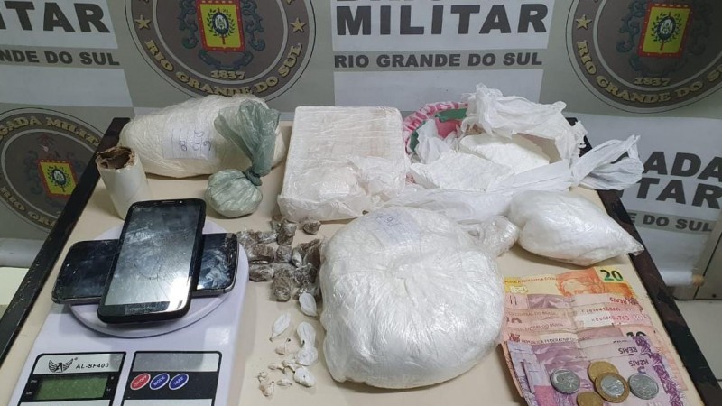 Material apreendido durante a ação 