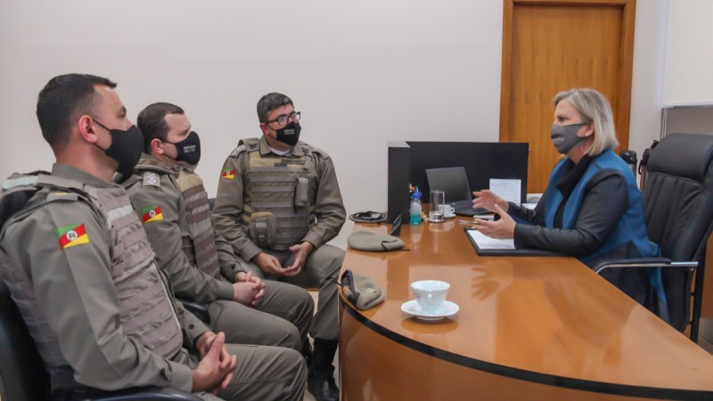 Cmdo e Prefeita
