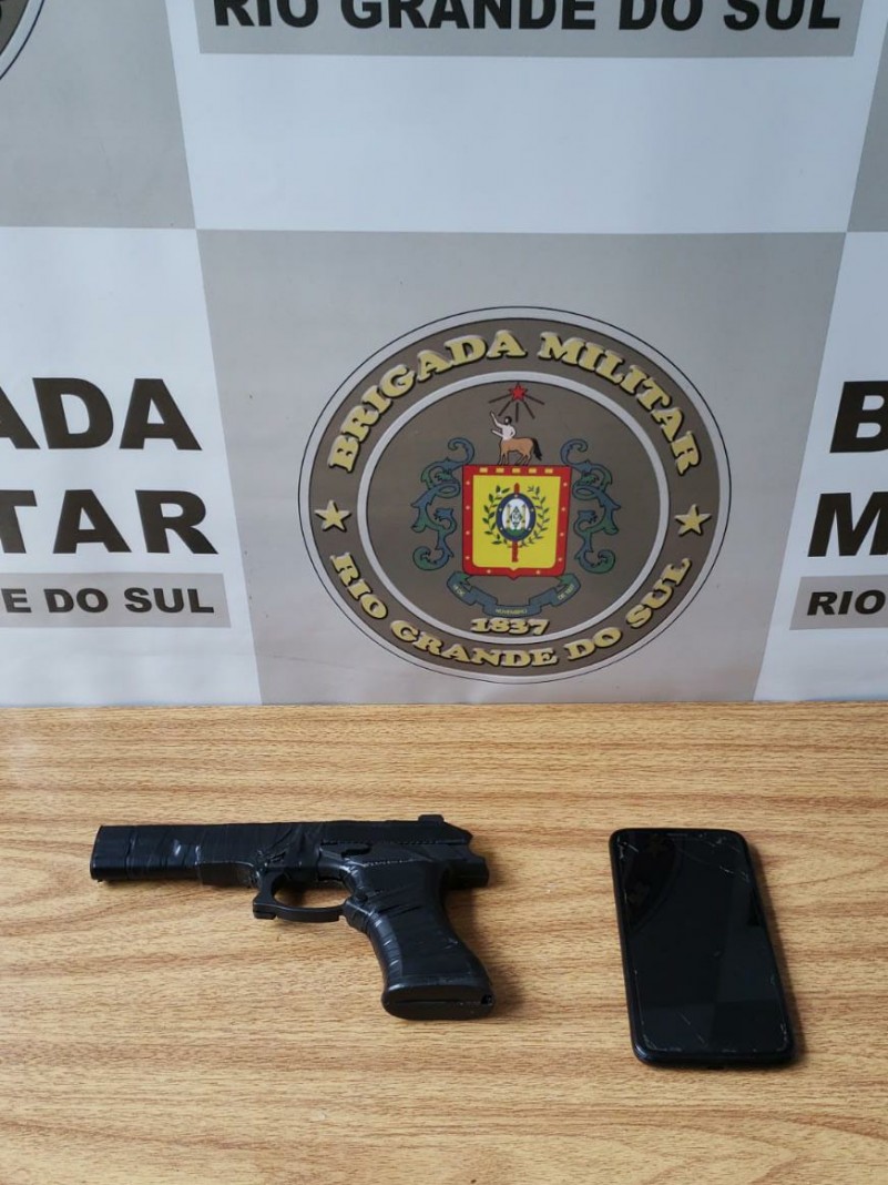 pris&atilde;o por roubo a pedestre