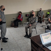 efetivo em sala de aula