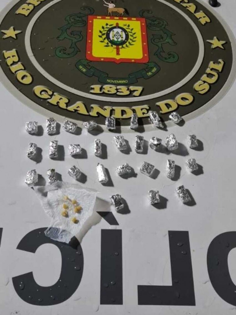 Material apreendido na a&ccedil;&atilde;o. 