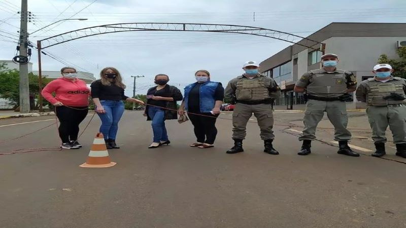 Ações de conscientização pelo combate à violência doméstica são desencadeadas em Esperança do Sul