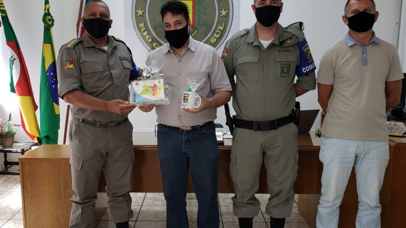 Visita ao Comandante