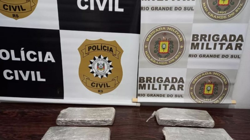 Brigada Militar em opera&ccedil;&atilde;o conjunta com a Pol&iacute;cia Civil prendem um homem por tr&aacute;fico de drogas em Tr&ecirc;s Passos