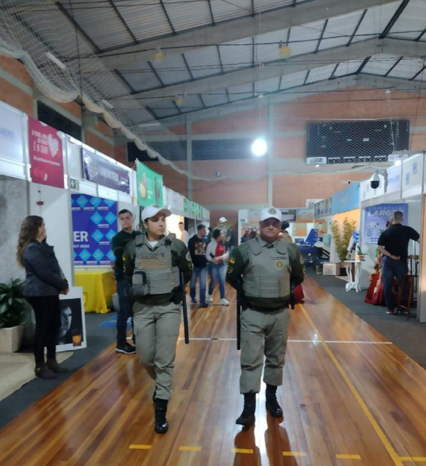 Alunos sargentos e alunos soldados reforçam o policiamento