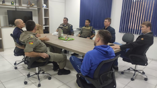 Reunião com autoridades em Santa Cruz do Sul