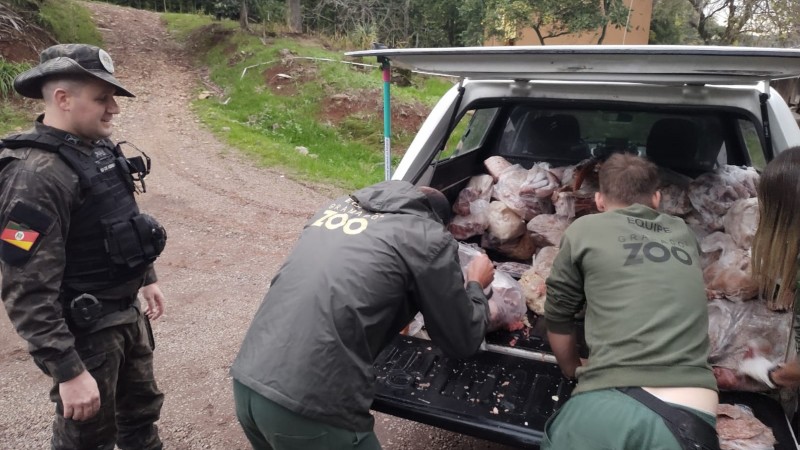 3º BABM de Taquara   Op Segurança Alimentar   Apreensão de 2,3 Toneladas