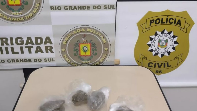 Brigada Militar em conjunto com a Polícia Civil prendem mulher por tráfico de drogas em Três Passos