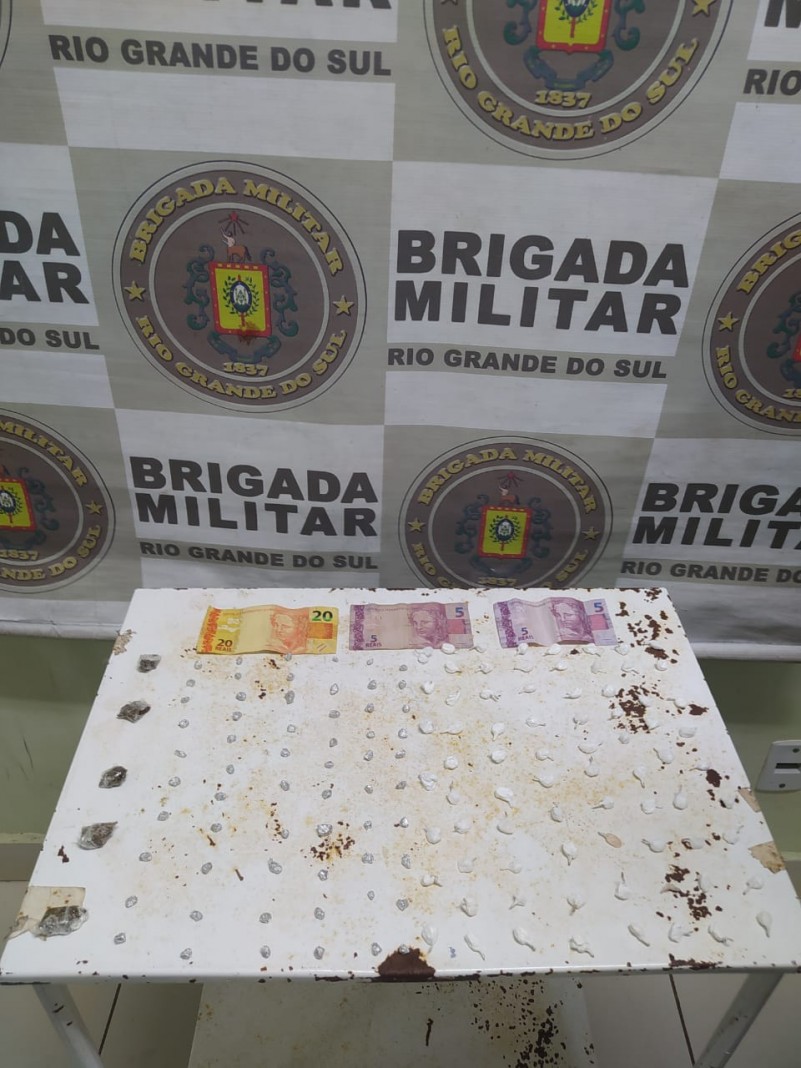 TRÁFICO DE ENTORPECENTES EM 24 10