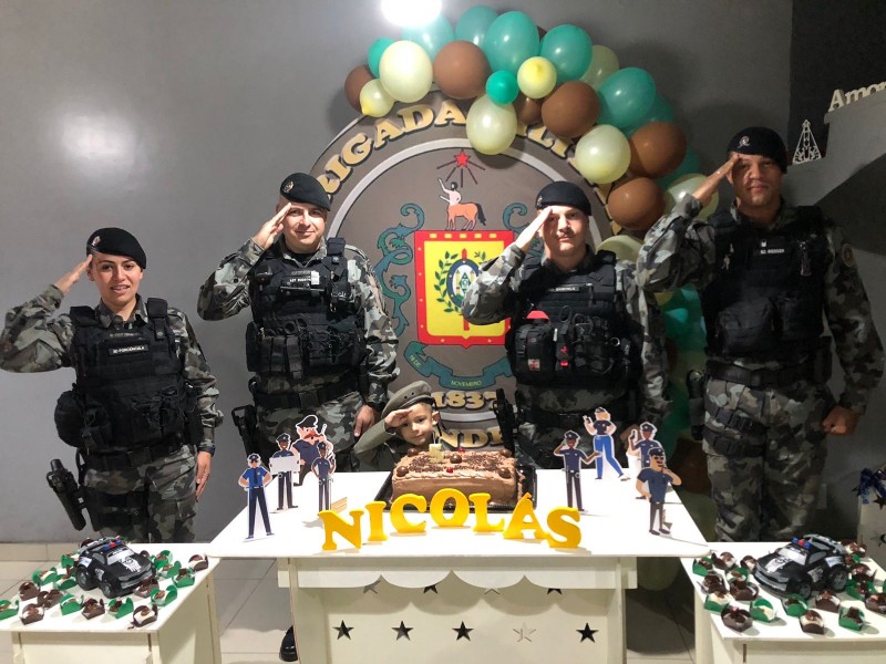Comemoração aniversario de 5 anos criança