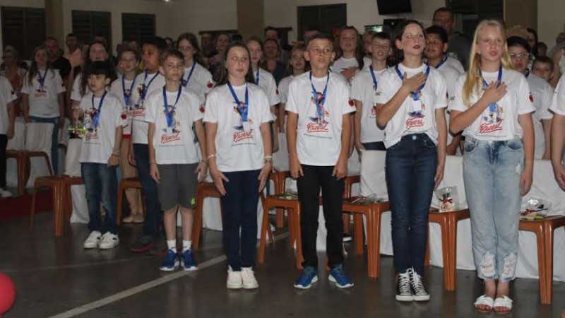 Alunos de cinco escolas participaram do PROERD