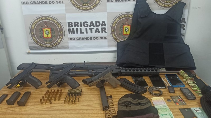 prisão por porte ilegal, confronto com policiais, homicidios