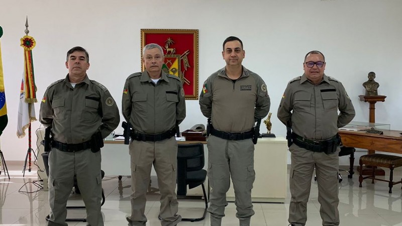 Policiais militares da reserva refor&ccedil;am a seguran&ccedil;a em abrigos de Santa Maria
