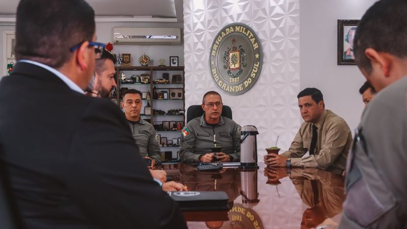 O Comando-Geral da Brigada Militar recebe os Presidentes das entidades de classe