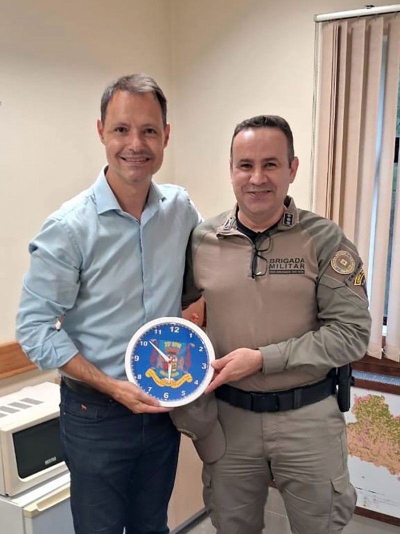 comandante do 25&ordm; BPM em visita ao MP