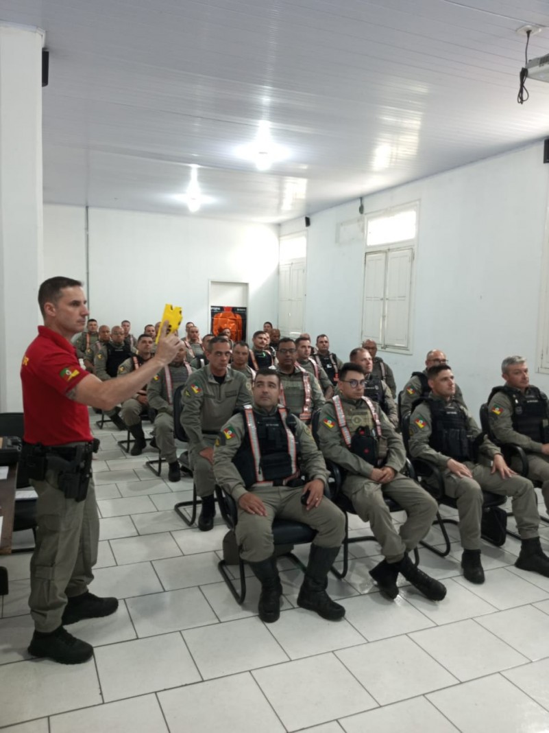 Brigada Militar realiza adaptação para uso da nova Taser X2