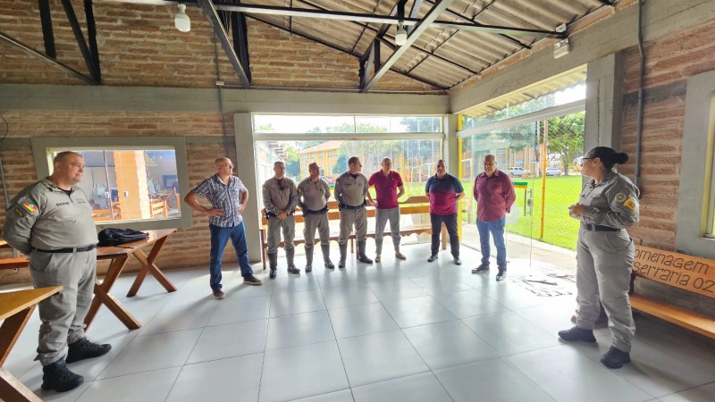 Comando Rodoviário realiza despedida de policiais militares que ingressaram na Reserva Remunerada