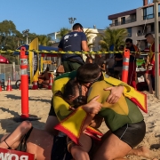 dupla PM na praia durante a prova