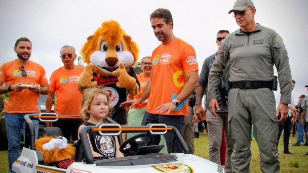 Brigada Militar participa de a&ccedil;&atilde;o integrada de presta&ccedil;&atilde;o de servi&ccedil;os da Opera&ccedil;&atilde;o Ver&atilde;o no Litoral Sul
