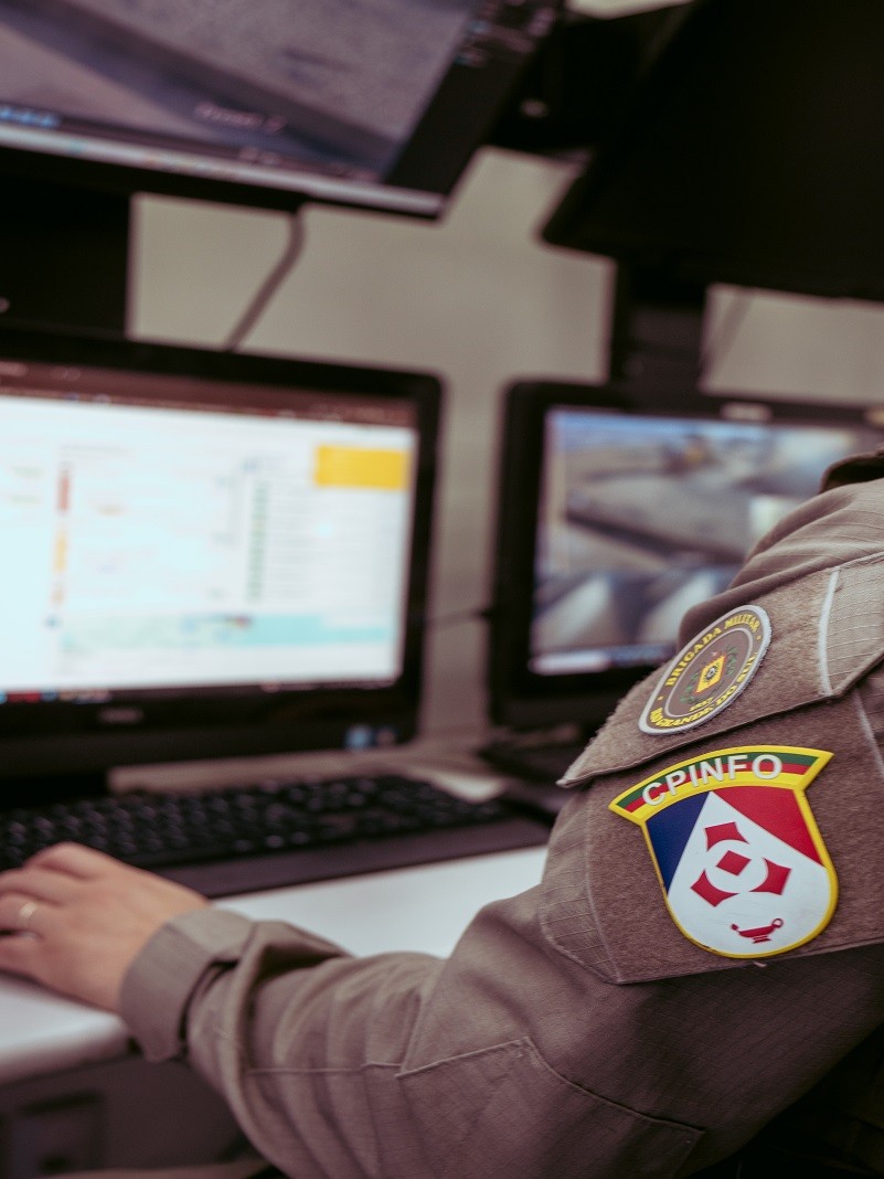 Policial Militar atuando no CICCM