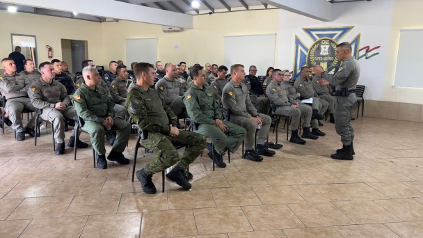 Subcomandante-geral da BM, coronel PM Douglas, em reuni&otilde;es preventivas realizadas com comandantes sobre a&ccedil;&otilde;es no carnaval