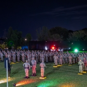Alunos-soldados da Brigada Militar em forma durante a formatura no campo da Academia de Pol&iacute;cia Militar