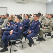O curso re&uacute;ne fundamentos legais, direitos humanos, conhecimentos t&eacute;cnicos e metodologias pr&aacute;ticas voltadas ao reconhecimento, manejo e encaminhamento adequado de ocorr&ecirc;ncias relacionadas &agrave; sa&uacute;de mental